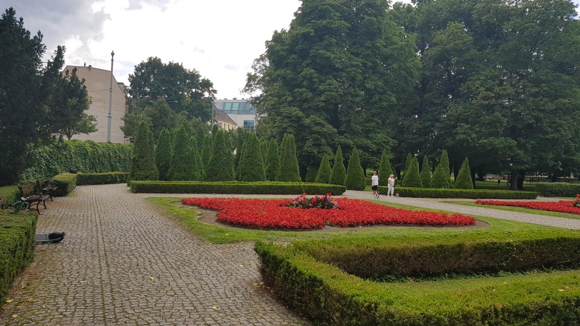 Chopin Park Lux Apartment, Self Check-in 24h, Free Parking, Air-conditioning Apartment