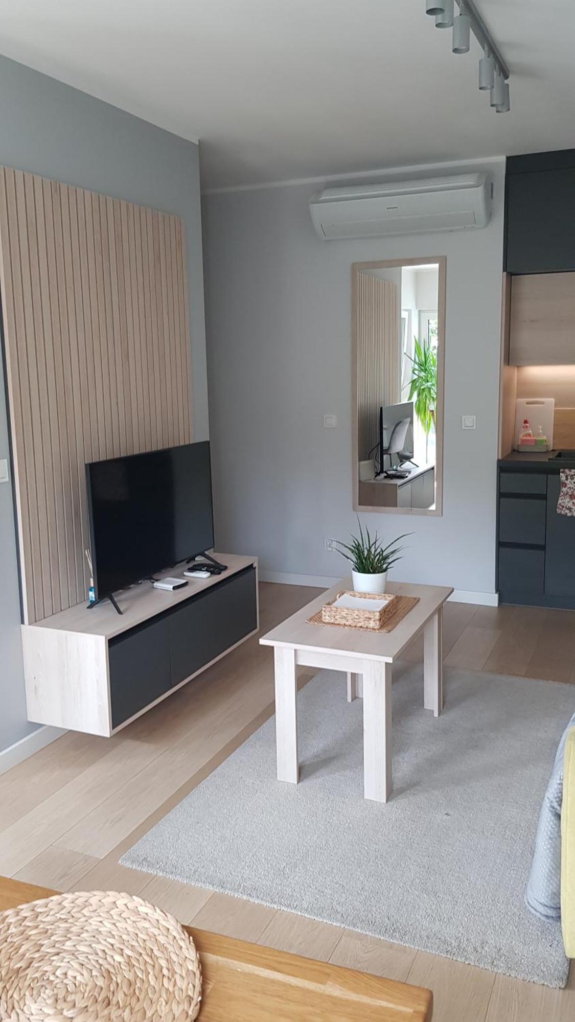 Chopin Park Lux Apartment, Self Check-in 24h, Free Parking, Air-conditioning * Poznan